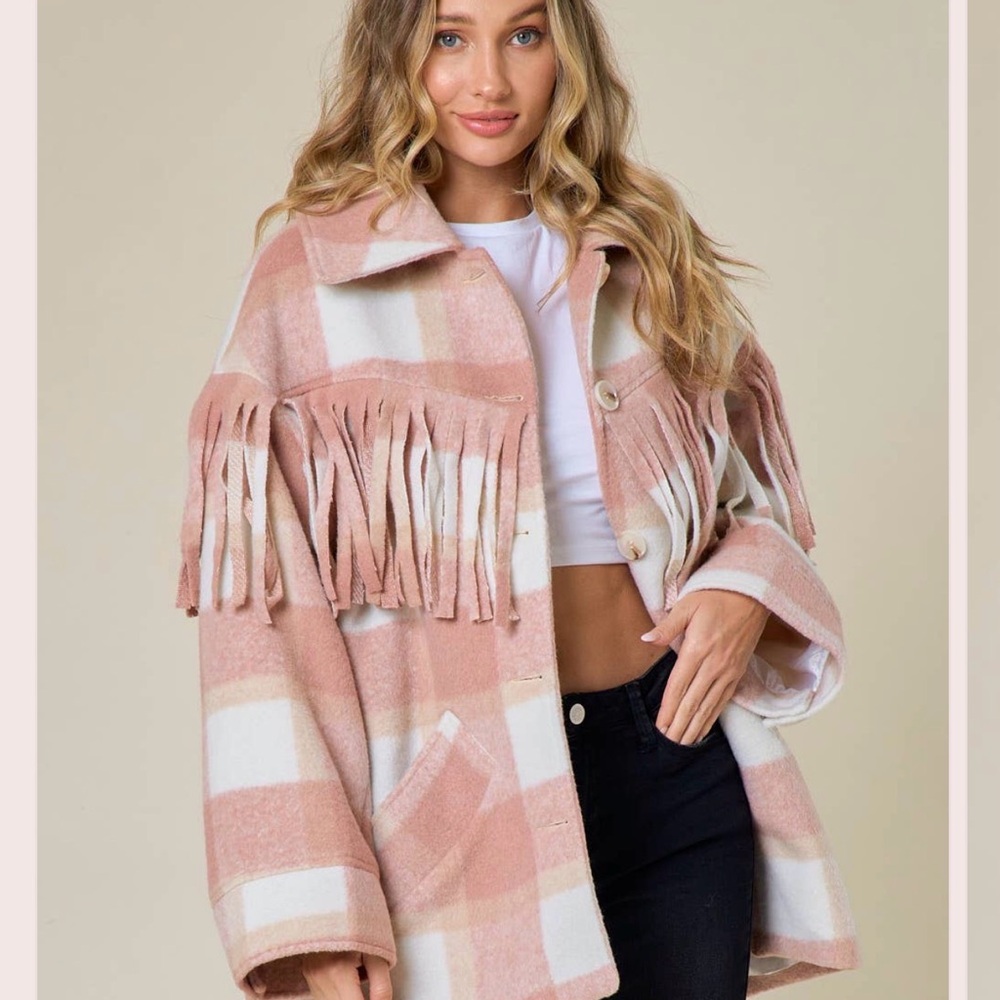 Umgee Fringe Shacket pink, white, tan. Heavy size Large. pit to pit 23”
